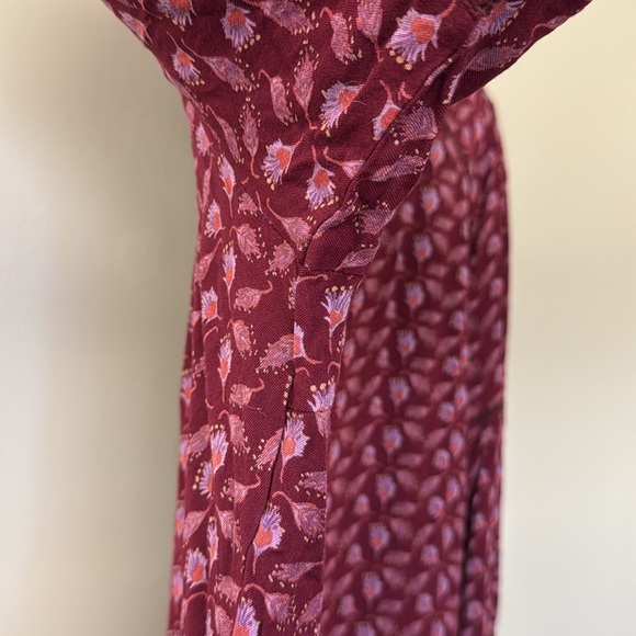 Mountain Khakis Women’s Harvest Shirt Fair Trade | medium | port print | EUC - Picture 6 of 9